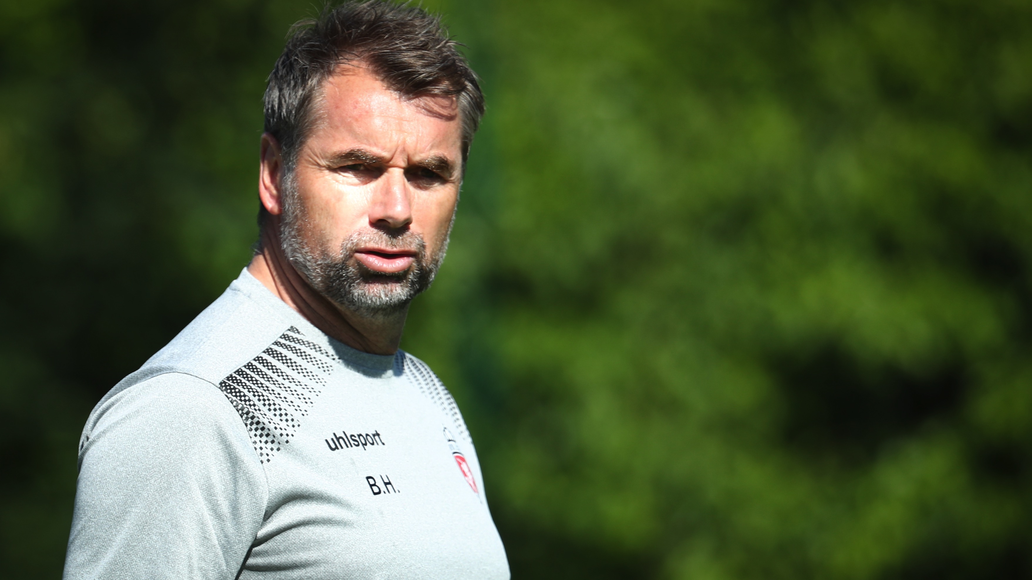 Officiel : Bernd Hollerbach n'est plus l'entraîneur de l'Excel Mouscron