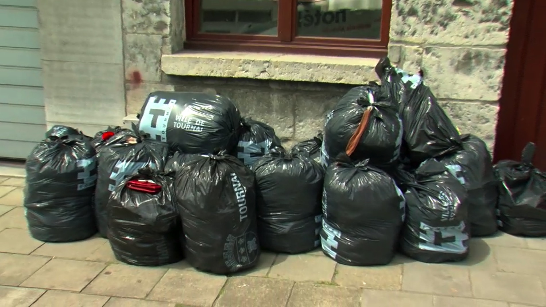 Tournai : le bâtiment des Mouettes accueille vos sacs-poubelles durant les mois de juillet et août