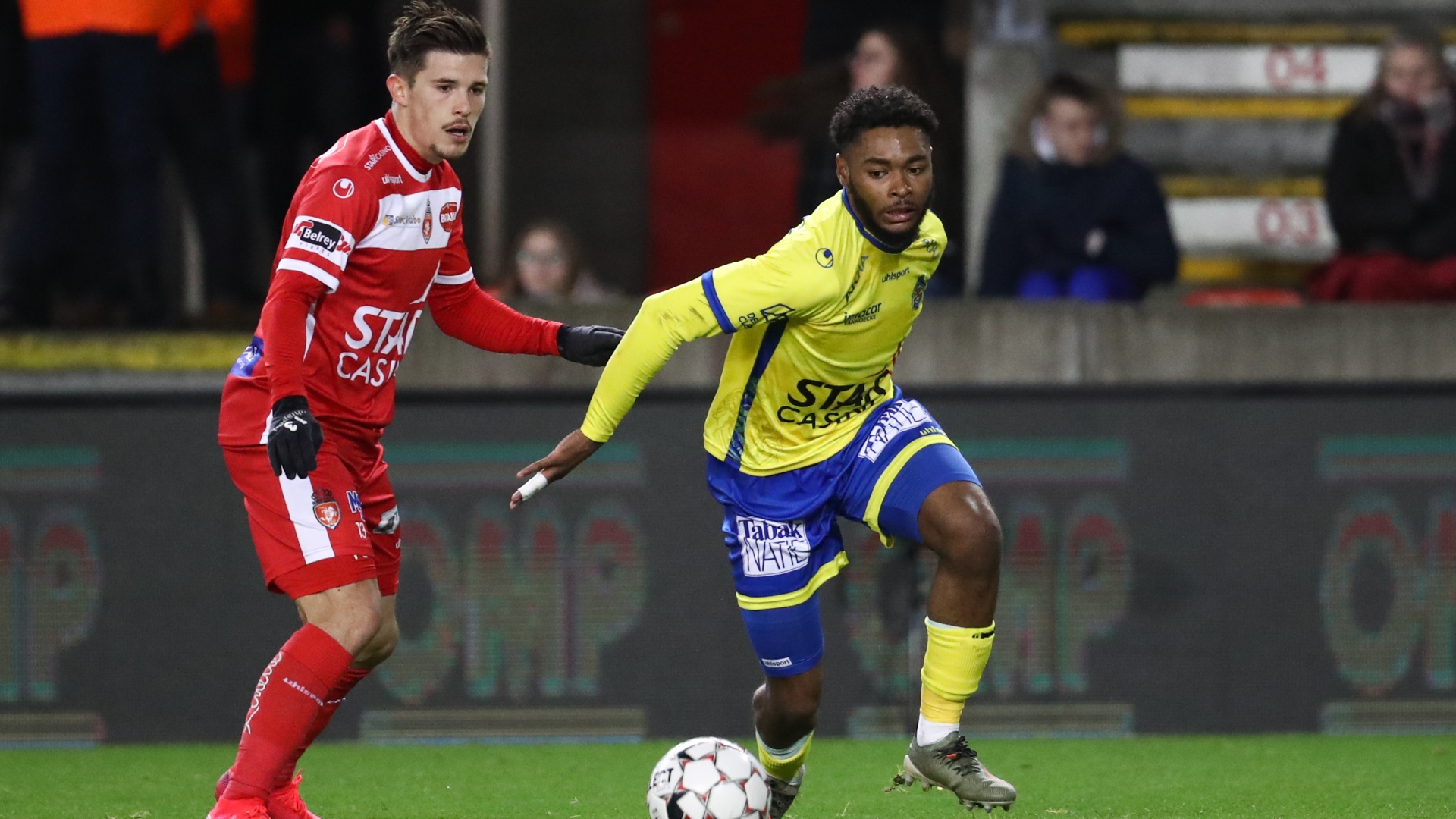 L'Excel Mouscron poursuit sa folle journée avec Béni Badibanga