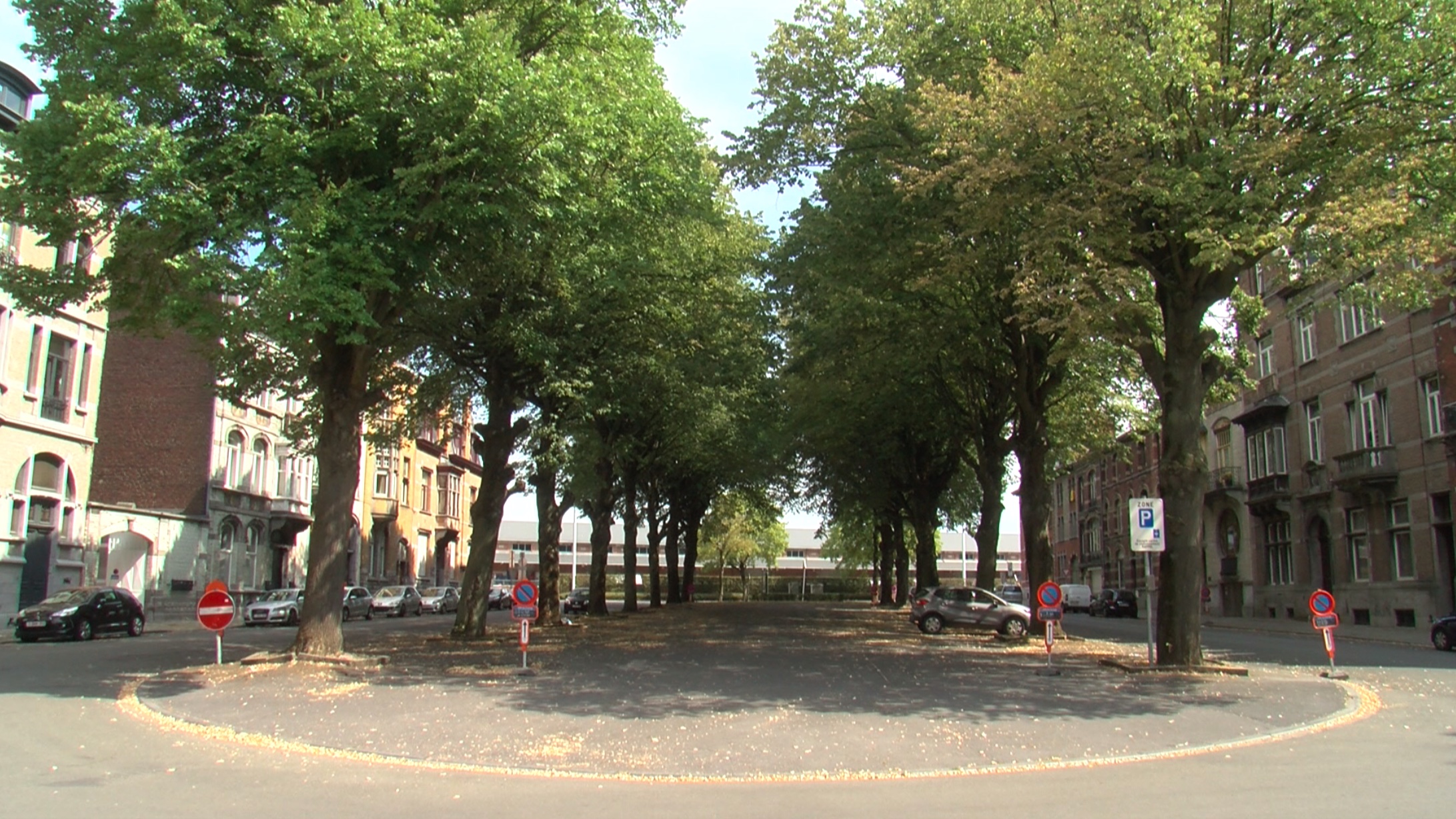 Début du chantier de la rue Royale à Tournai : les marchés de la place Crombez déménageront sur la place Victor Carbonnelle durant les prochaines semaines