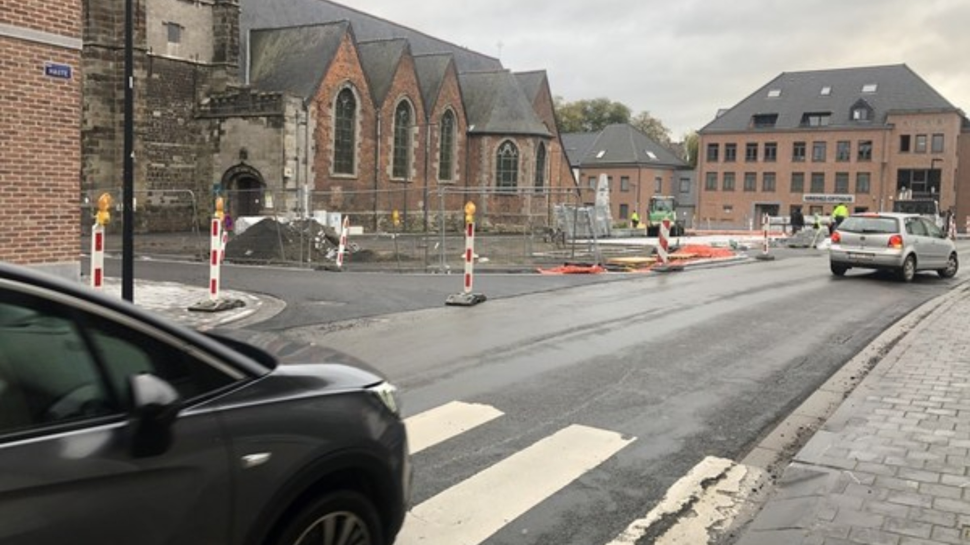 Frasnes : la circulation autour de la Grand-Place ouverte