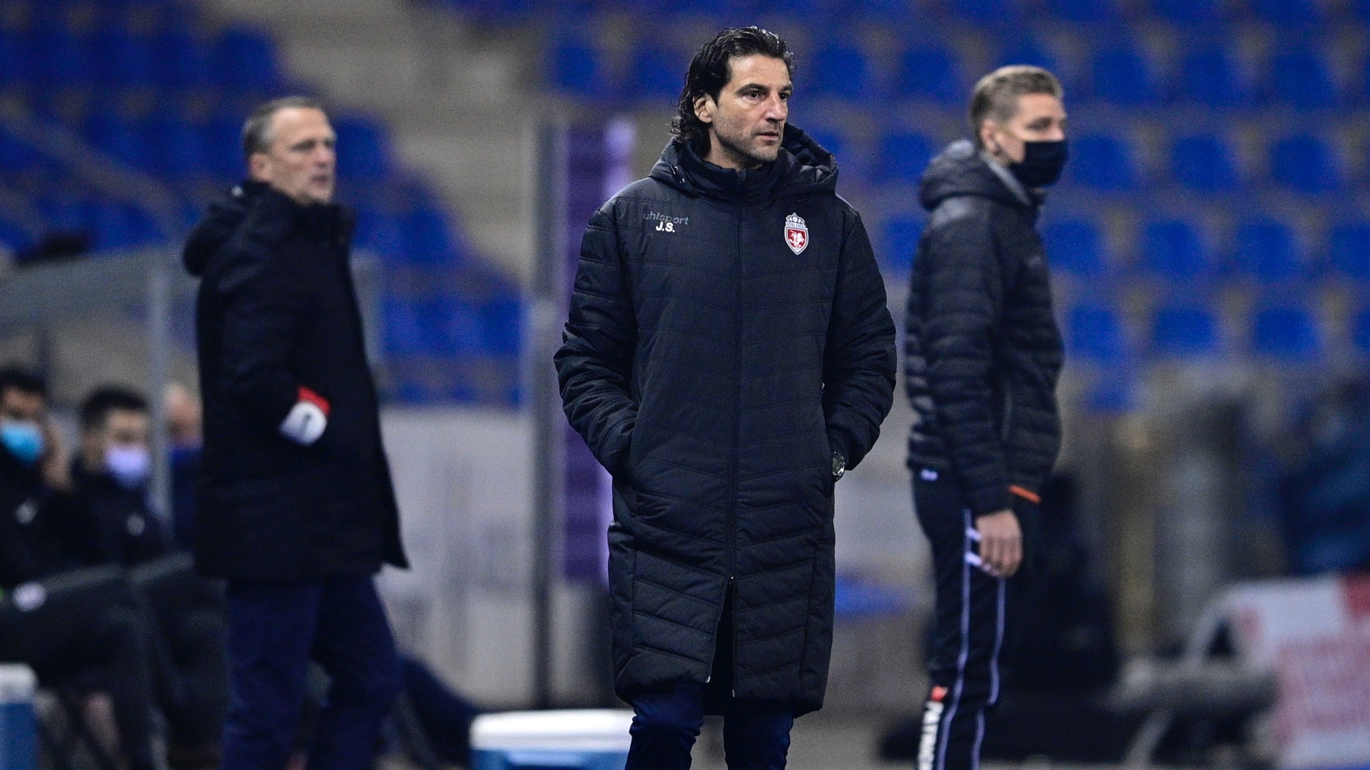 Mouscron a mené à Genk avant de s'incliner lourdement pour la première de Jorge Simao à la tête des Hurlus