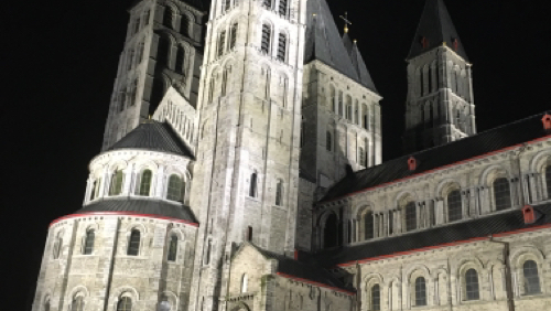 Essais pour la nouvelle mise en lumière de la cathédrale