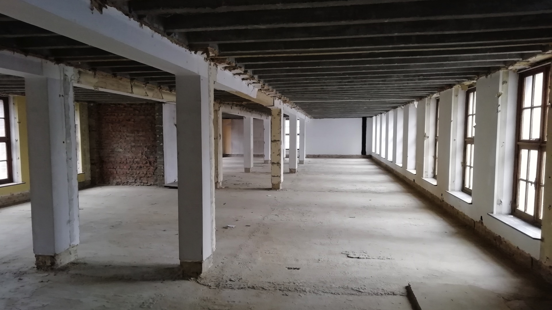 Tournai : la première partie des travaux du «Carré Janson» (ex-Smart Center) touche à sa fin