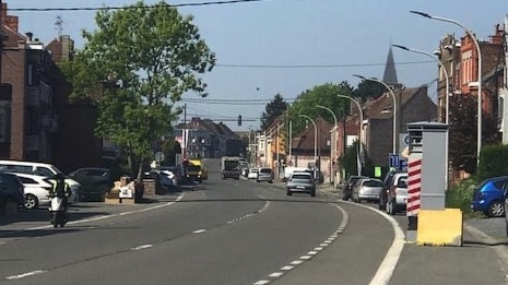 Un lidar installé le long de la chaussée d'Estaimpuis à Herseaux