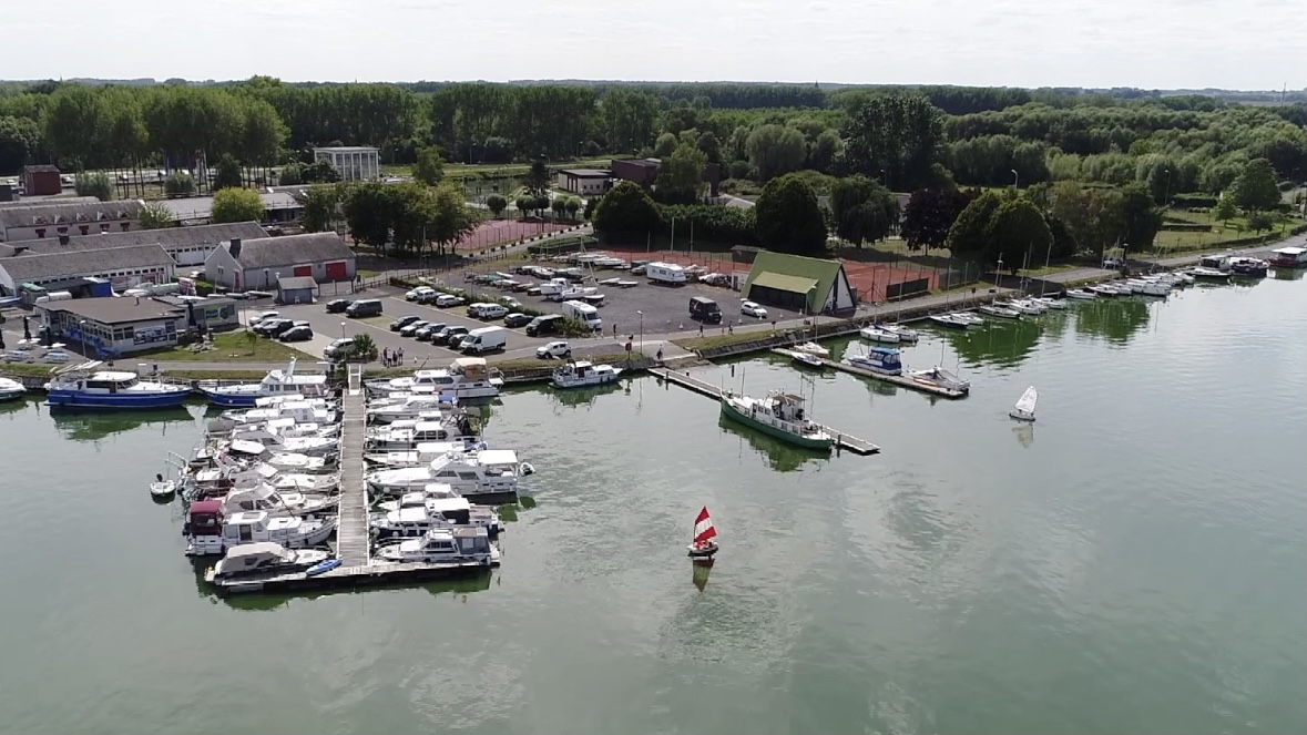 La Marina du port de Péronnes en bonne voie de transformation