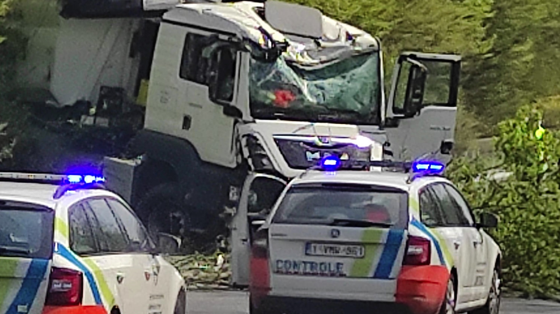 Deux accidents sur l'E42 entre Brasmenil et Bury