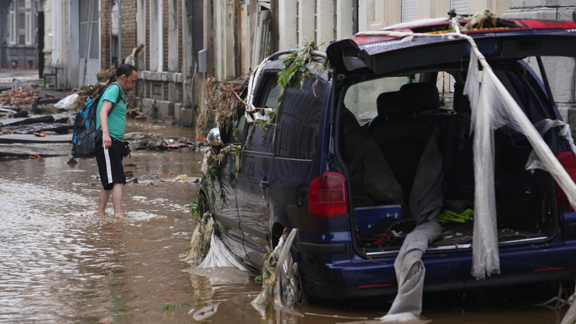 Leuze : voici où déposer les dons pour les sinistrés des inondations