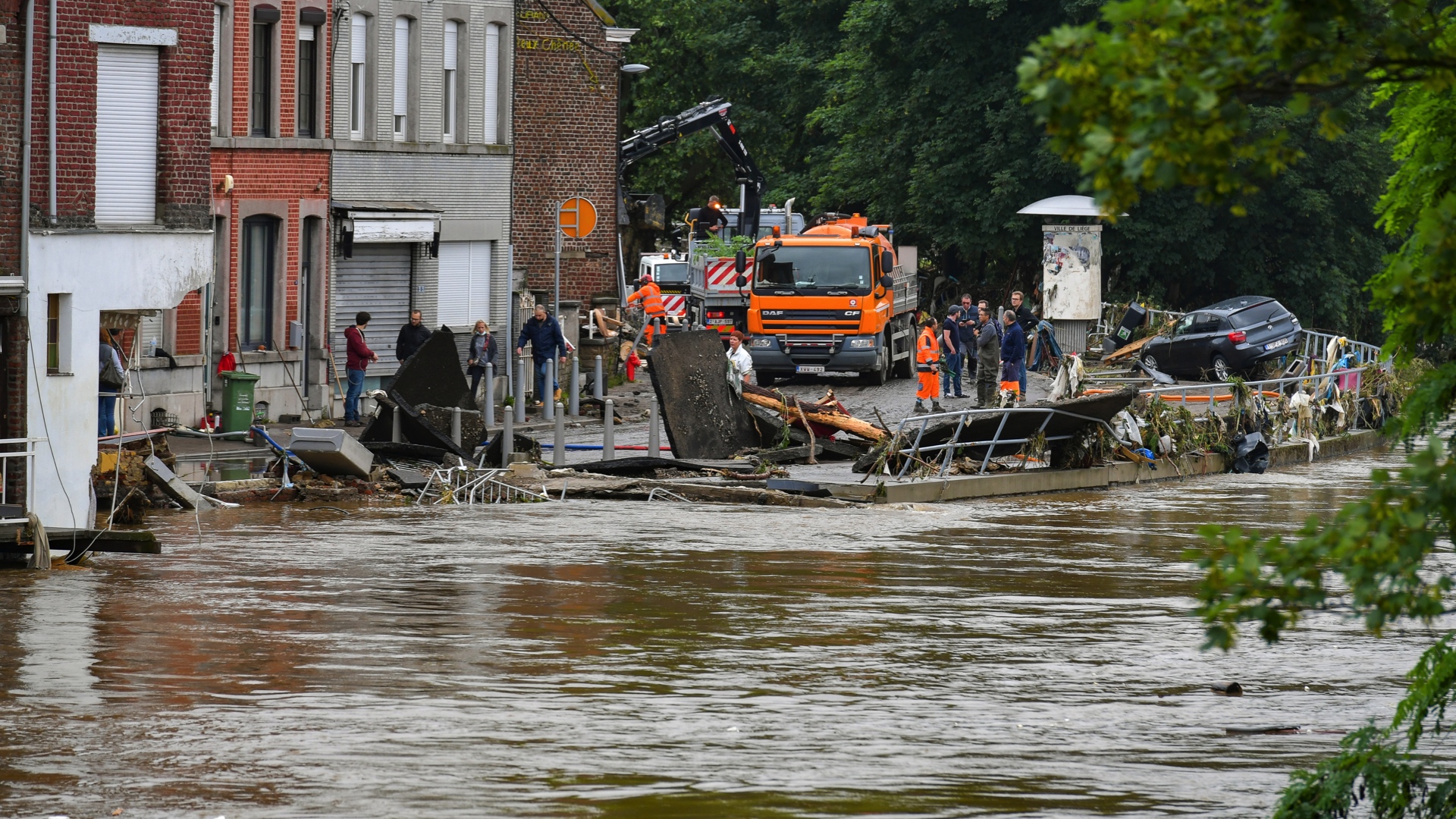 Beloeil : les dons pour les sinistrés des inondations récoltés à la salle des fêtes de Basècles